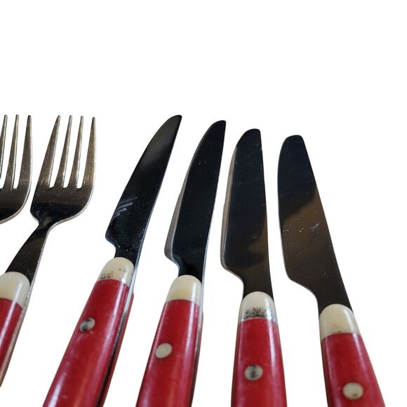 Retro Vintage Cambridge Flatware Set Red White Dot Handles Stainless Steel 12 Pc - Picture 11 of 13